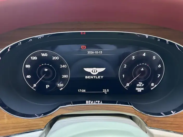 Bentayga 2022 Model 4.0T V8 – фото 10
