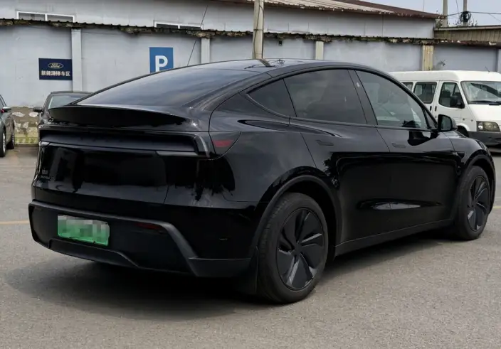 Model Y 2025 Model Rear-wheel drive version – фото 5