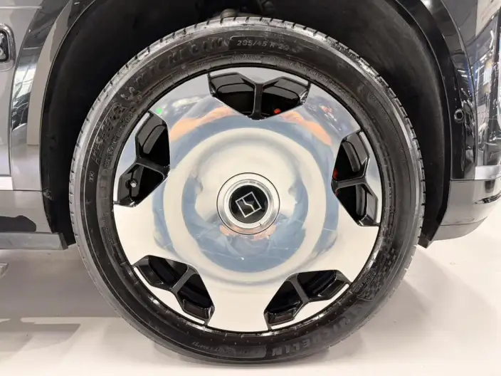 ZEEKR 9X 2025 Model Hyper Edition 70kWh VI seat – фото 7
