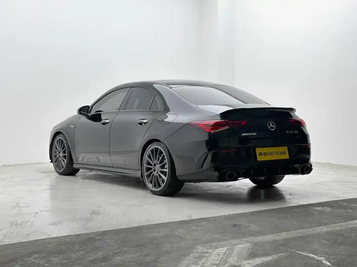 Mercedes-Benz CLA AMG 2022 Model AMG CLA 35 4MATIC 55th Anniversary Memorial Edition – фото 5