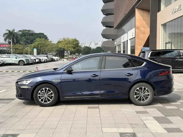 BYD Qin PLUS DM 2023 Model DM-i Champion Edition 55KM Leading Model – фото 3