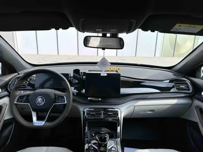 BYD Qin PLUS DM 2023 Model DM-i Champion Edition 55KM Leading Model – фото 6