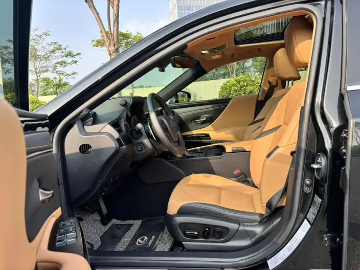 Lexus ES 2022 Model 200 Superior Edition – фото 9