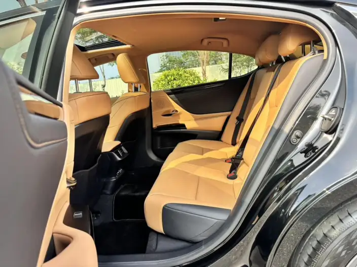 Lexus ES 2022 Model 200 Superior Edition – фото 10
