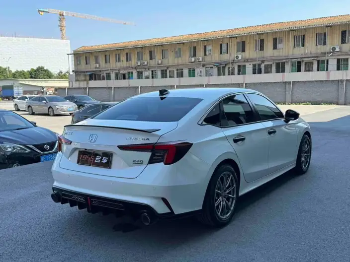 Model Ge 2023 Model 240TURBO CVT Smart Edition – фото 6