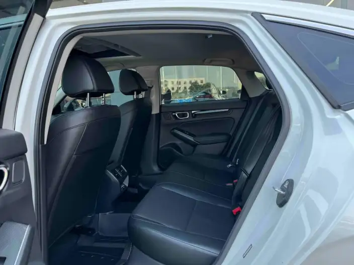 Model Ge 2023 Model 240TURBO CVT Smart Edition – фото 9