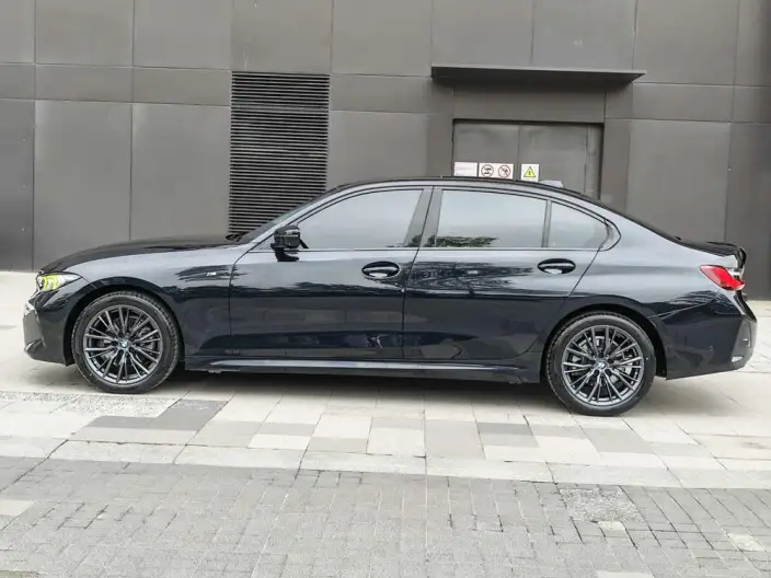 BMW 3 Series 2023 Model 325Li M Sports Night Set