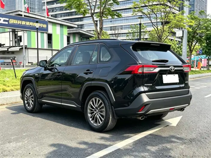 Toyota Wildlander 2023 Model 2.0L 2WD Luxury PLUS Edition