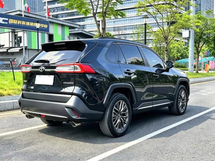 Toyota Wildlander 2023 Model 2.0L 2WD Luxury PLUS Edition – фото 6