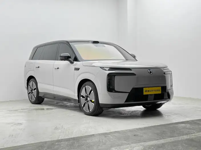 Denza N8L DM 2025 Model Flagship Model