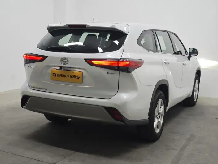 Toyota Highlander 2024 Model Hybrid 2.5L 2WD Elite Edition 7 seat – фото 7