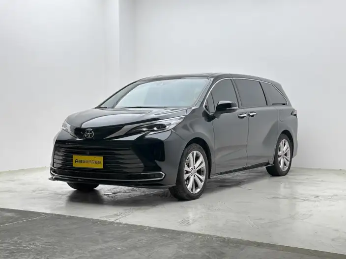 Toyota Sienna 2024 Model Hybrid 2.5L Premium Edition