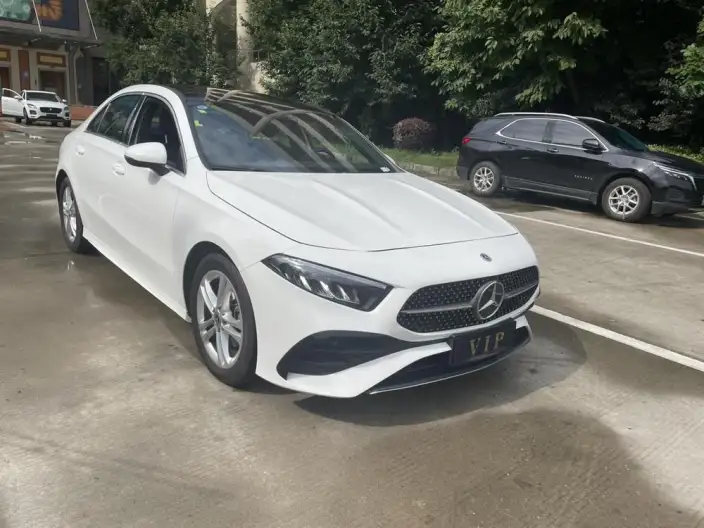 Mercedes-Benz A-class 2023 Model A 180 L Sports sedan – фото 3