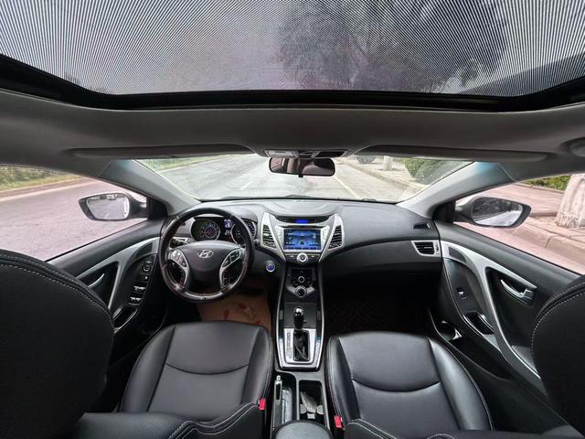 Hyundai Elantra LD 2013 1.6L Automatic Leading – фото 5
