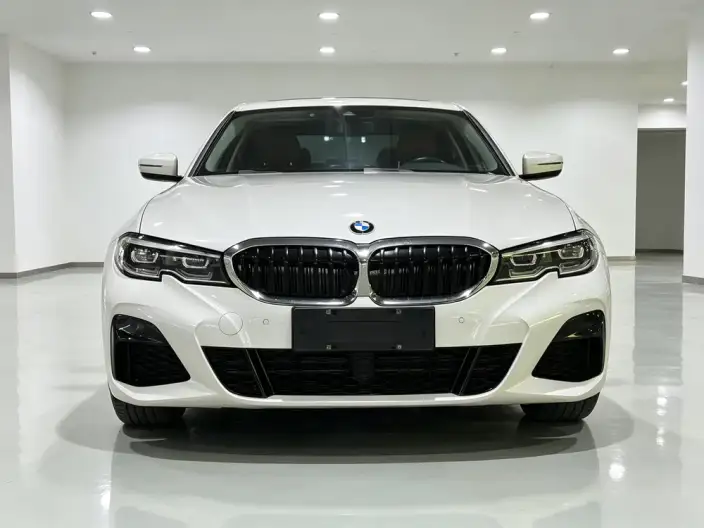BMW 3 Series 2022 Model 325i M Sports Set