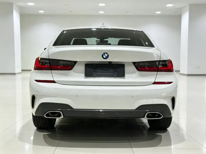 BMW 3 Series 2022 Model 325i M Sports Set