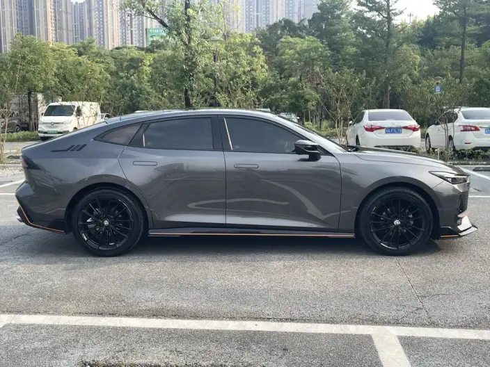 Changan UNI-V 2022 Model 1.5T Sports Edition – фото 8