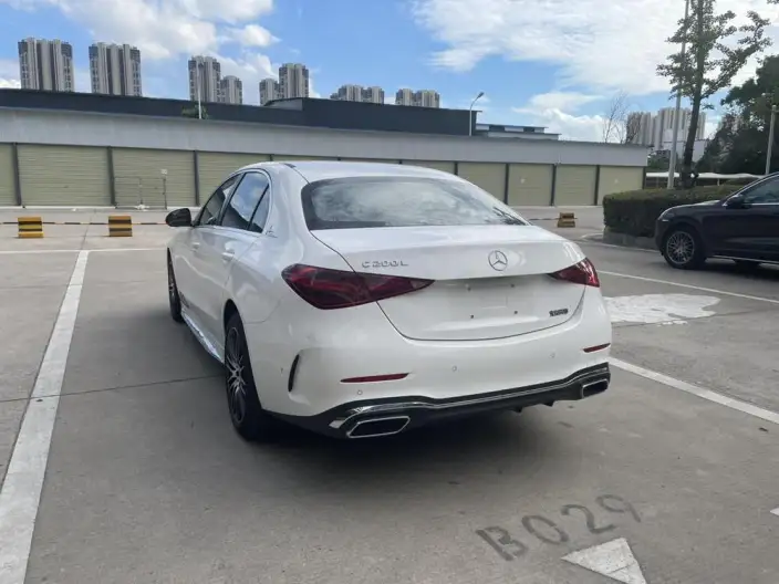 Mercedes-Benz C-Class 2023 Model C 200 L Sports Edition – фото 4
