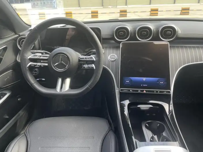 Mercedes-Benz C-Class 2023 Model C 200 L Sports Edition – фото 10