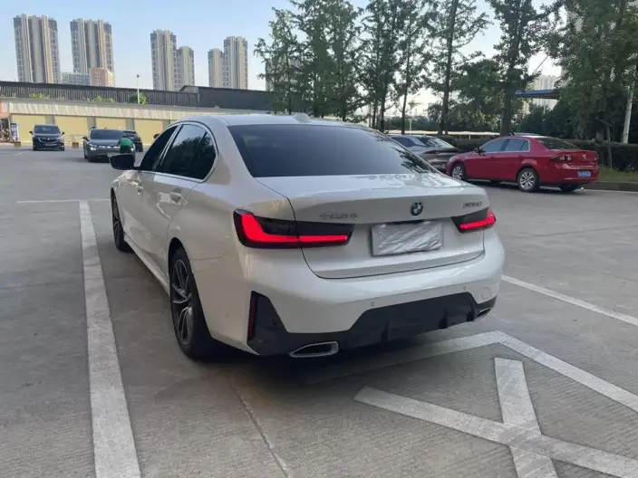 BMW 3 Series 2023 Model 325Li M Sports Set