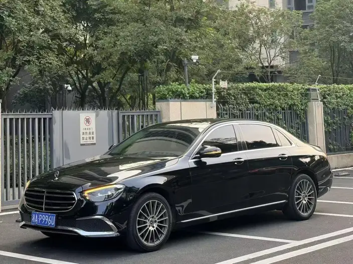 Mercedes-Benz E-Class 2021 Model Facelift E 260 L sedan – фото 1