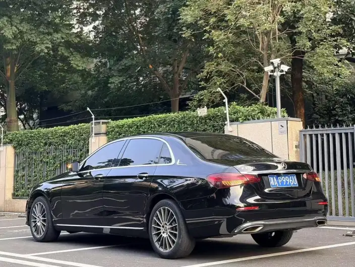 Mercedes-Benz E-Class 2021 Model Facelift E 260 L sedan – фото 3