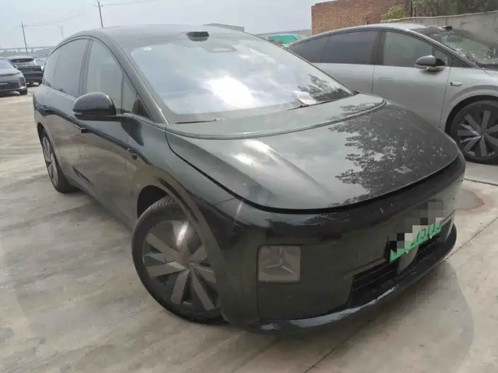 Li Auto i8 2025 Model Standard Edition