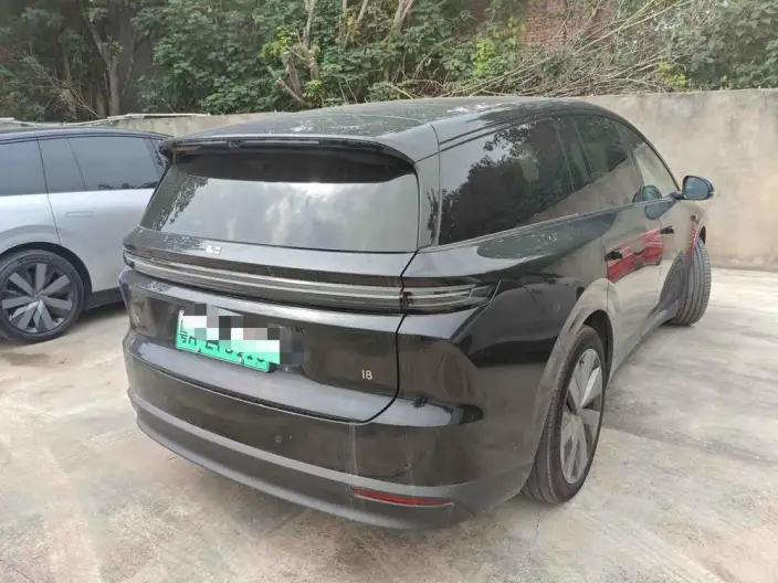 Li Auto i8 2025 Model Standard Edition