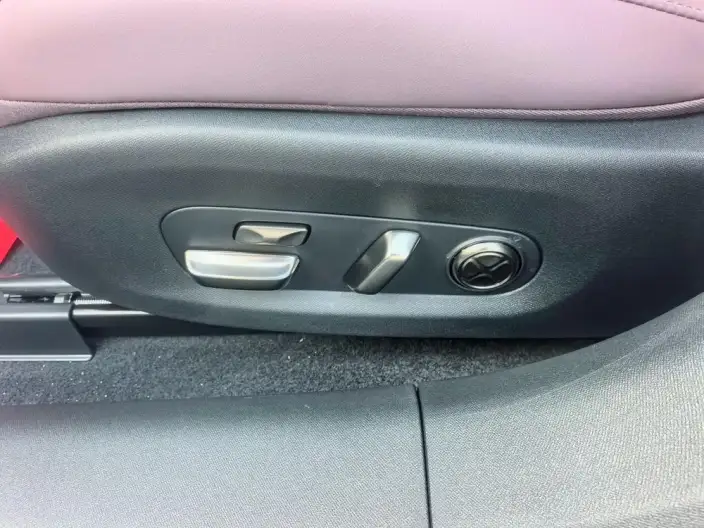 Xiaomi SU7 2026 Model 4WD Max Edition – фото 9