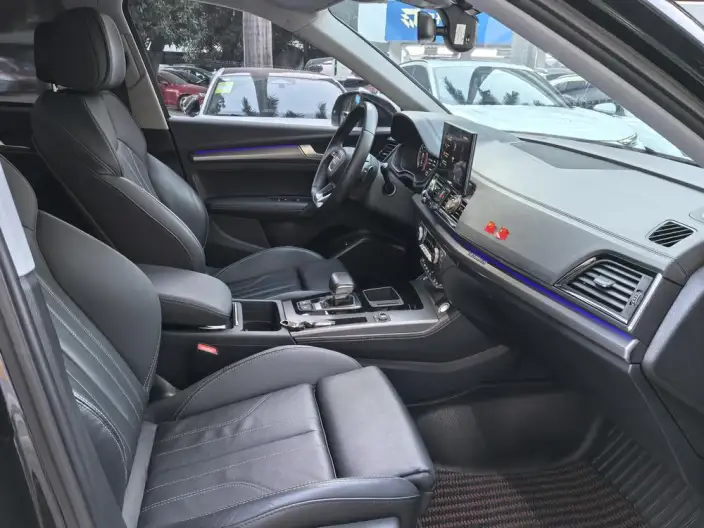 Audi Q5L 2022 Model 40T Luxury Dynamic Model – фото 6