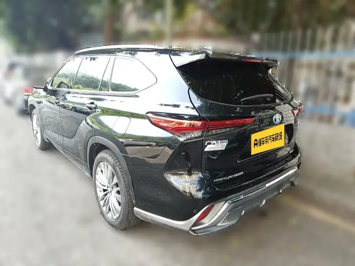 Toyota Highlander 2022 Model Hybrid 2.5L 4WD Premium Edition 7 seat