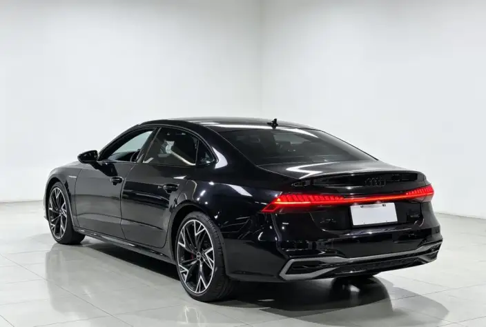Audi A7 L 2024 Model 45 TFSI quattro Black Samurai Edition