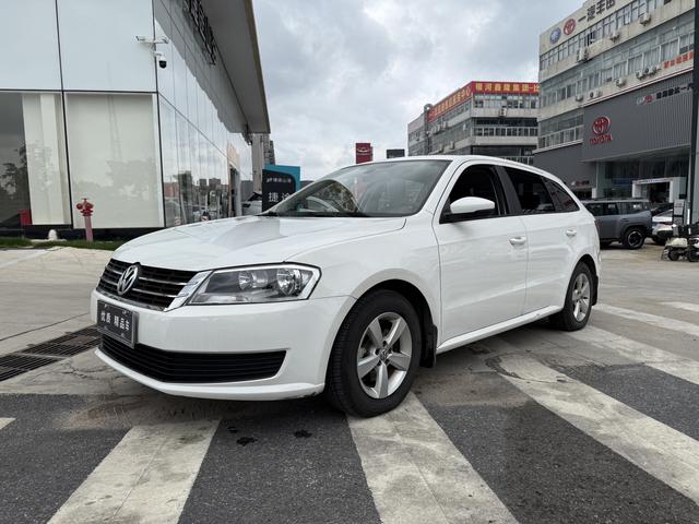 Volkswagen Lavida Plus 2015 модификация 1.6L автоматическое Com f ort Edition – фото 1
