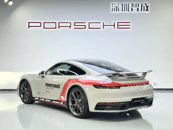 PORSCHE 911 2022 Model Carrera 3.0T