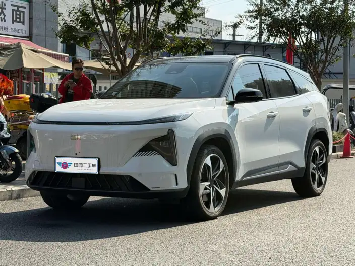 Geely Galaxy L7 2023 Model 1.5T DHT 115km Galaxy