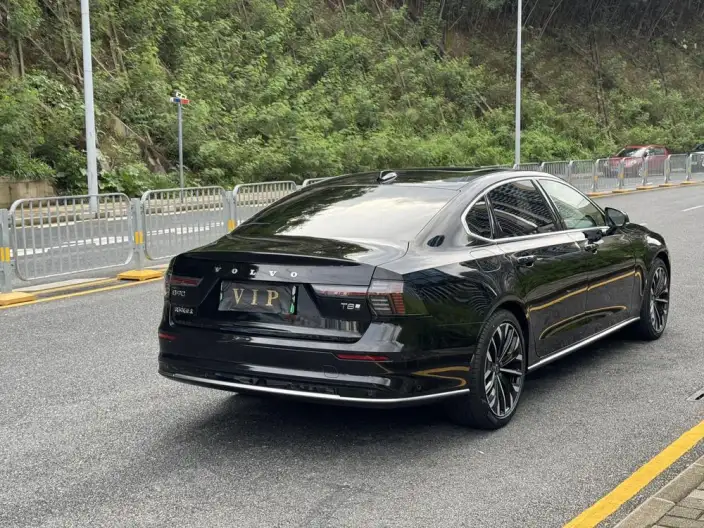Volvo S90 PHEV 2026 Model T8 4WD Long Battery Life Pro Smart Elegance Deluxe Edition – фото 6