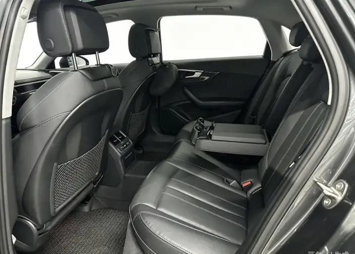 Audi A4 L 2022 Model 40 TFSI Luxury Dynamic Model – фото 9