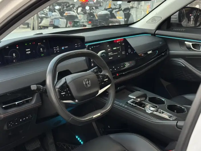 Changan UNI-K iDD 2022 Model Blue whale iDD 1.5T 130km Noble Model – фото 6