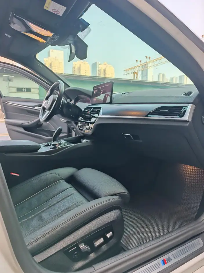 BMW 5 Series Imported 2022 Model Facelift 530i Fashion edition M Sports Set – фото 10