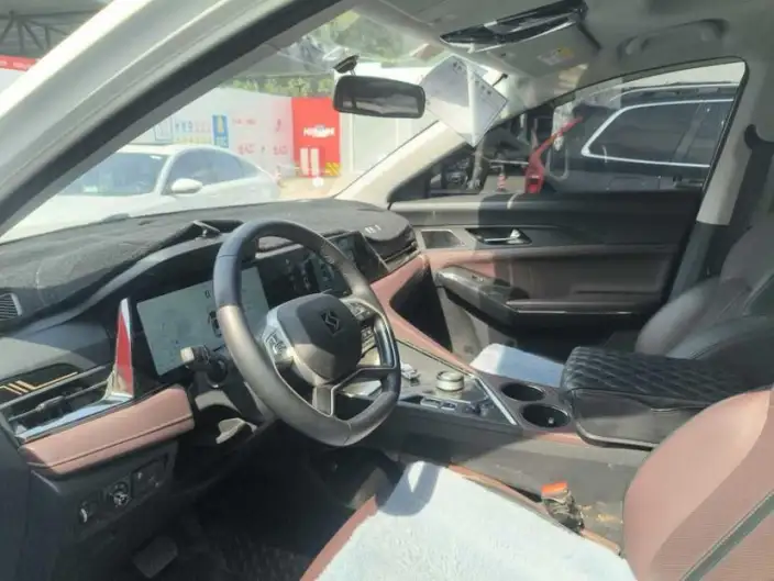 JAC Motors X8 PLUS 2024 Model 1.5TGDI DCT Smart Edition 7 seat – фото 6