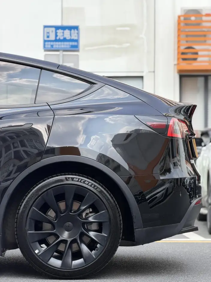 Model Y 2022 Model Rear-wheel drive version – фото 5