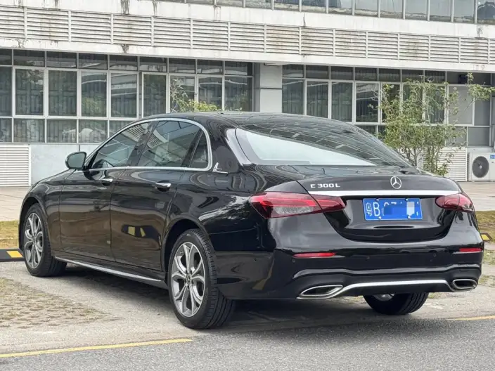 Mercedes-Benz E-Class 2022 Model Facelift E 300 L Fashion Model Sports sedan – фото 5