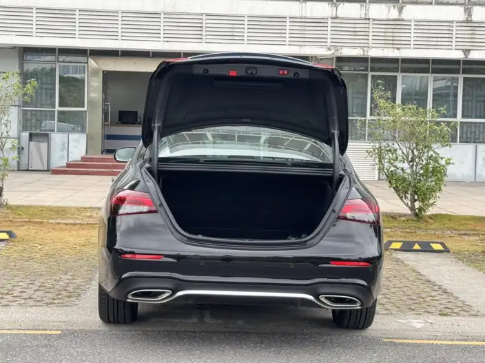 Mercedes-Benz E-Class 2022 Model Facelift E 300 L Fashion Model Sports sedan – фото 8