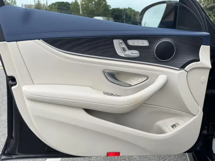 Mercedes-Benz E-Class 2022 Model Facelift E 300 L Fashion Model Sports sedan – фото 10