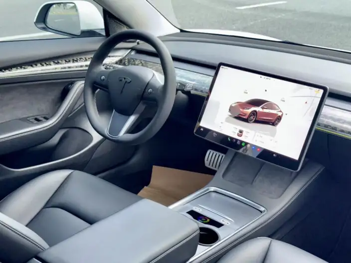Model 3 2022 Model Performance High performance All-wheel drive version – фото 7