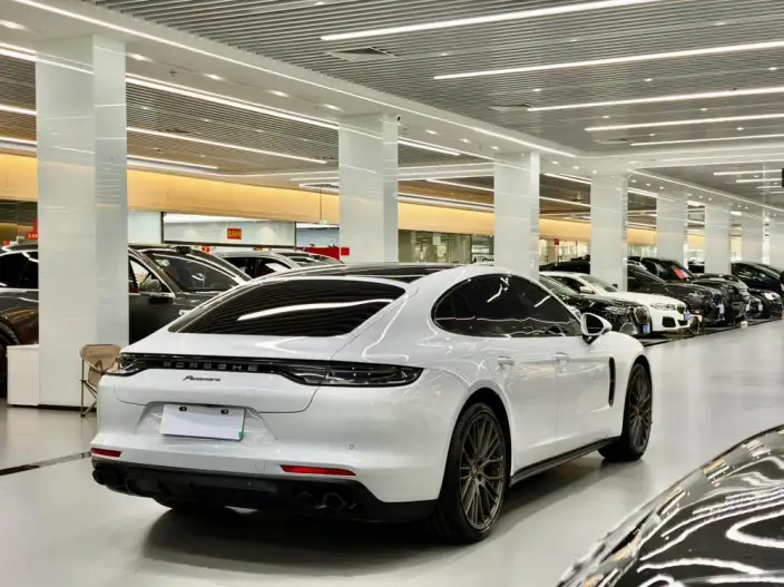 Panamera 2023 Model Facelift Panamera 2.9T Platinum edition – фото 6
