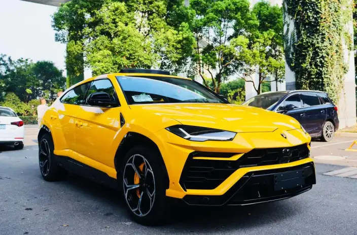 Urus 2021 Model 4.0T V8 – фото 2