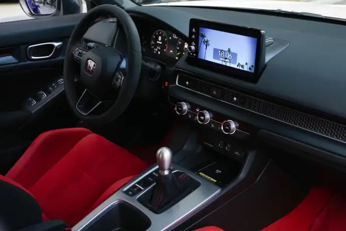 Honda Civic Imported 2023 Model 420TURBO TYPE R – фото 10