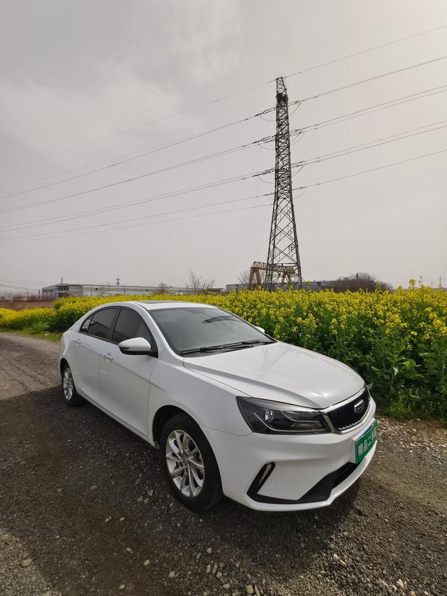 Geely Emgrand Модель 2020 года 1.5L Manual Luxury – фото 3
