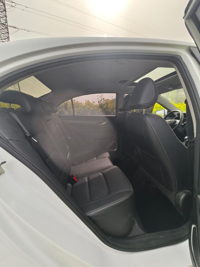 Geely Emgrand Модель 2020 года 1.5L Manual Luxury – фото 6